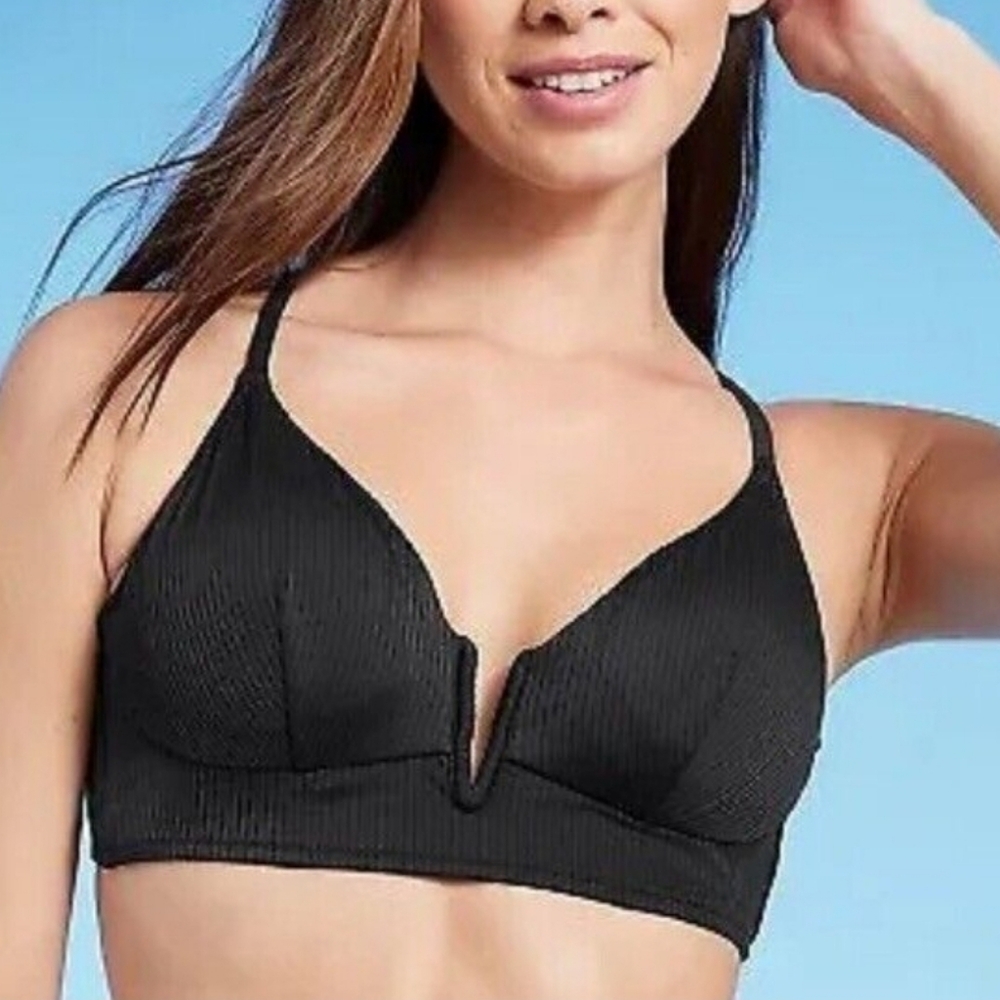NWT Shade & Shore Bikini Top - Black